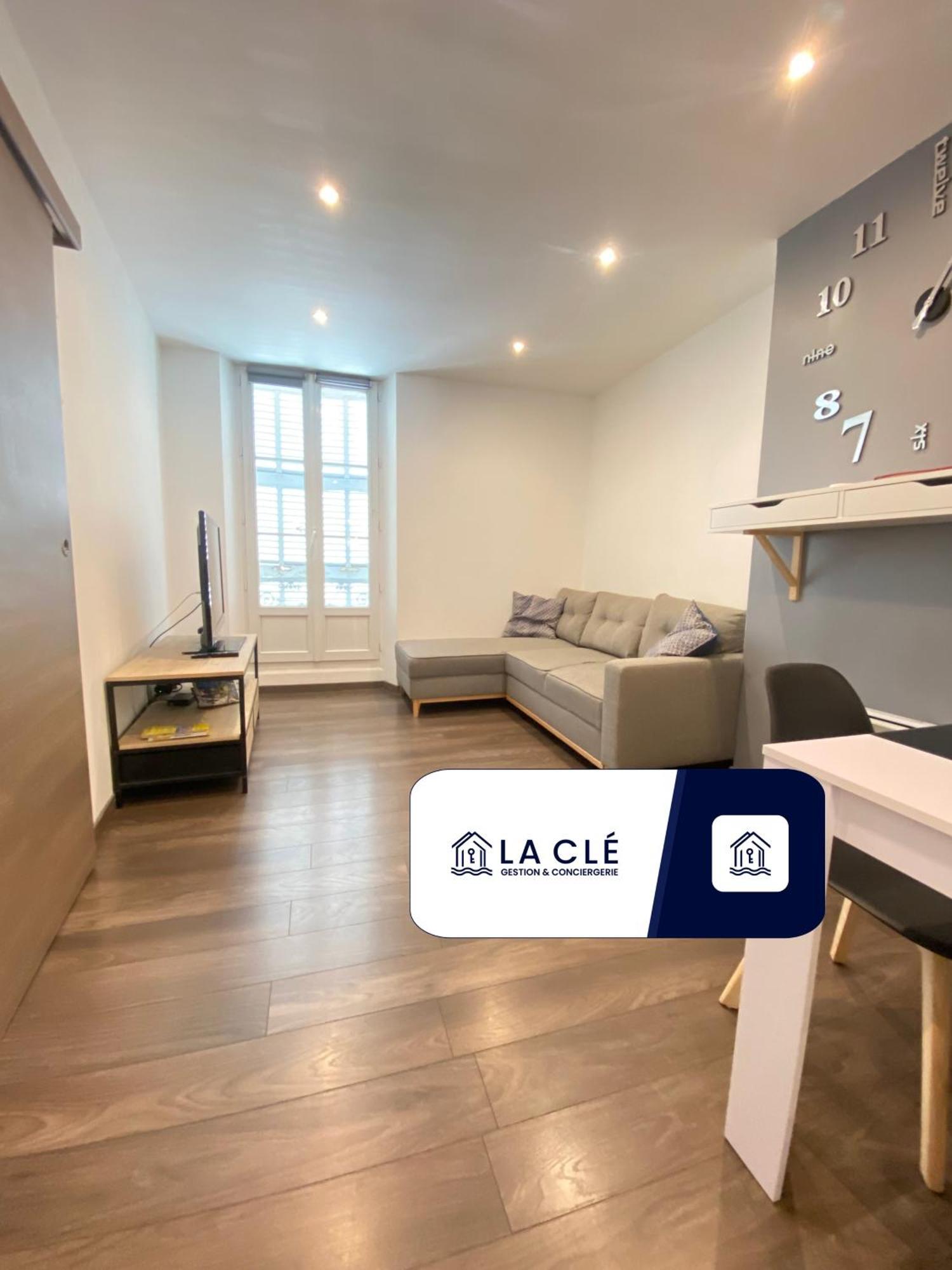 La Cle - Climatisation - Wifi - Parking Gratuit A Proximite Apartment Hyères Екстериор снимка